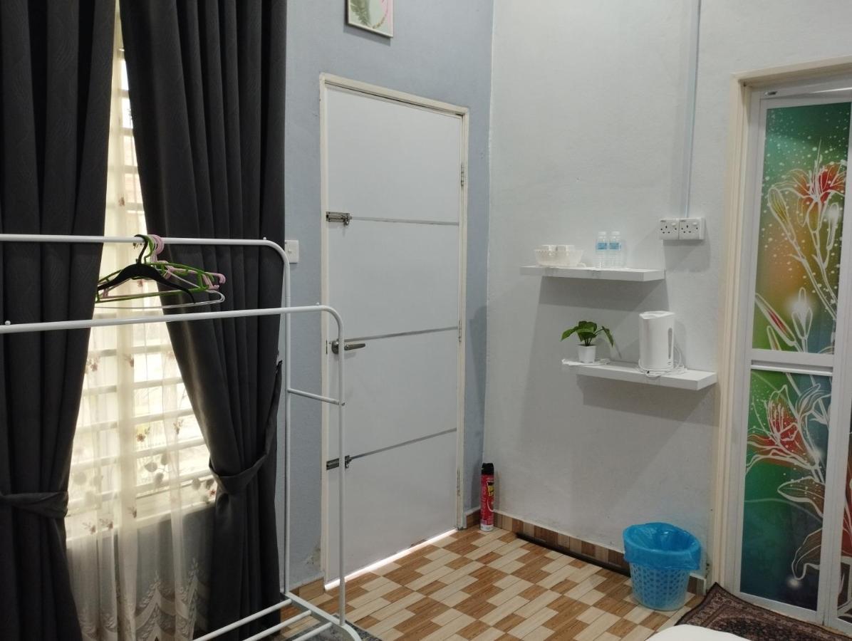 Inap Idaman 3 Near Hospital Usm Kubang Kerian Kota Bharu Exterior foto